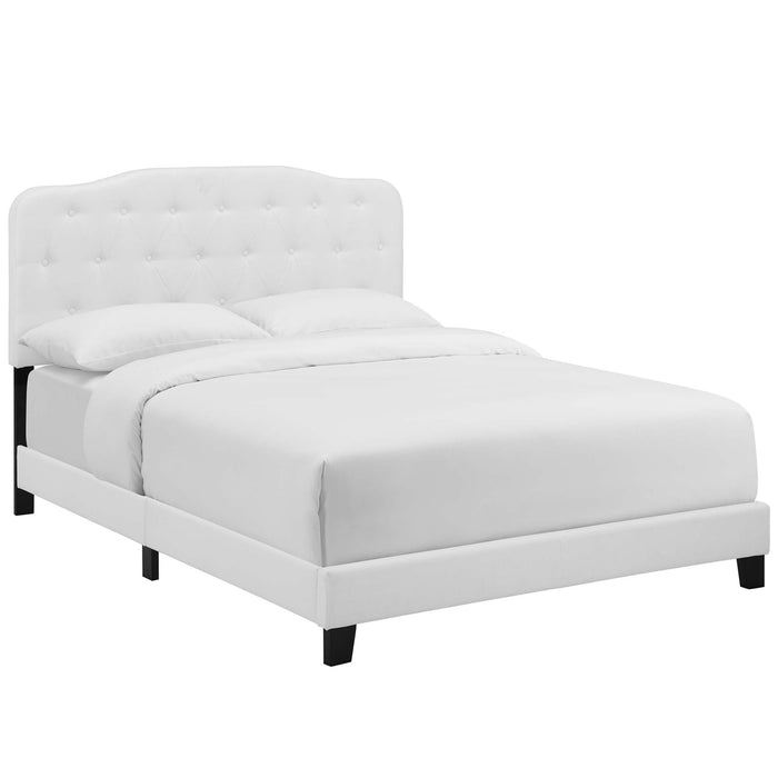 Amelia Queen Upholstered Fabric Bed