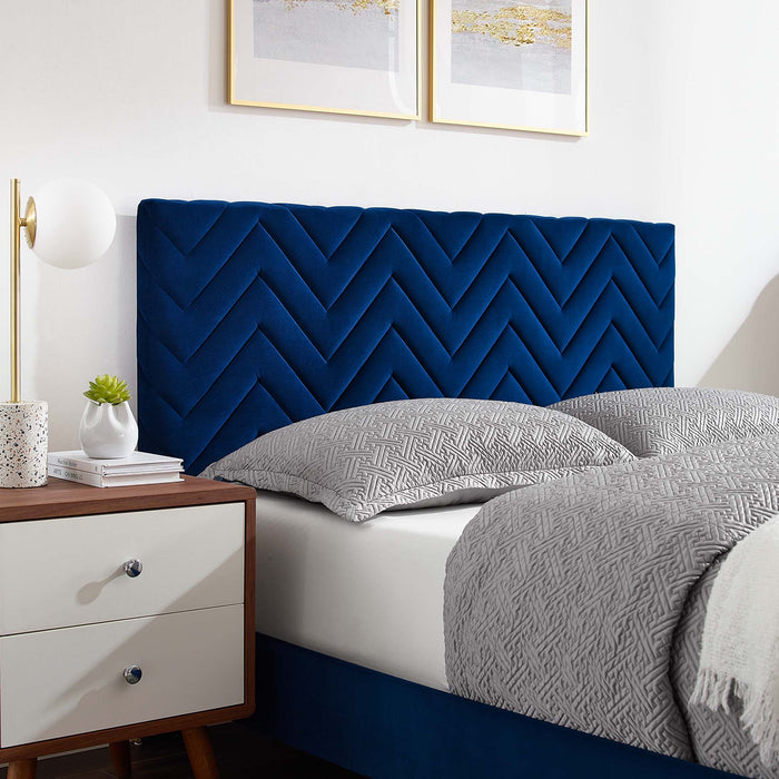 Leah Chevron Tufted Performance Velvet Queen Platform Bed