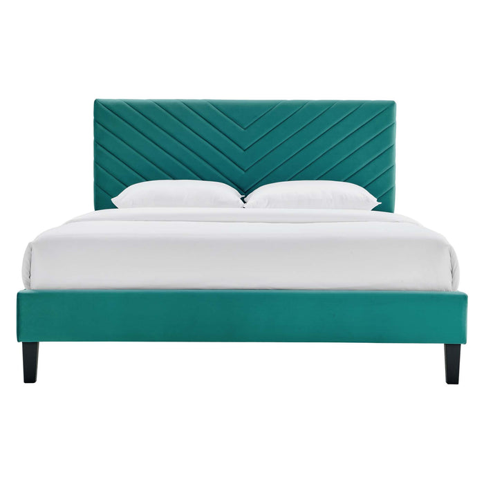 Roxanne Performance Velvet King Platform Bed