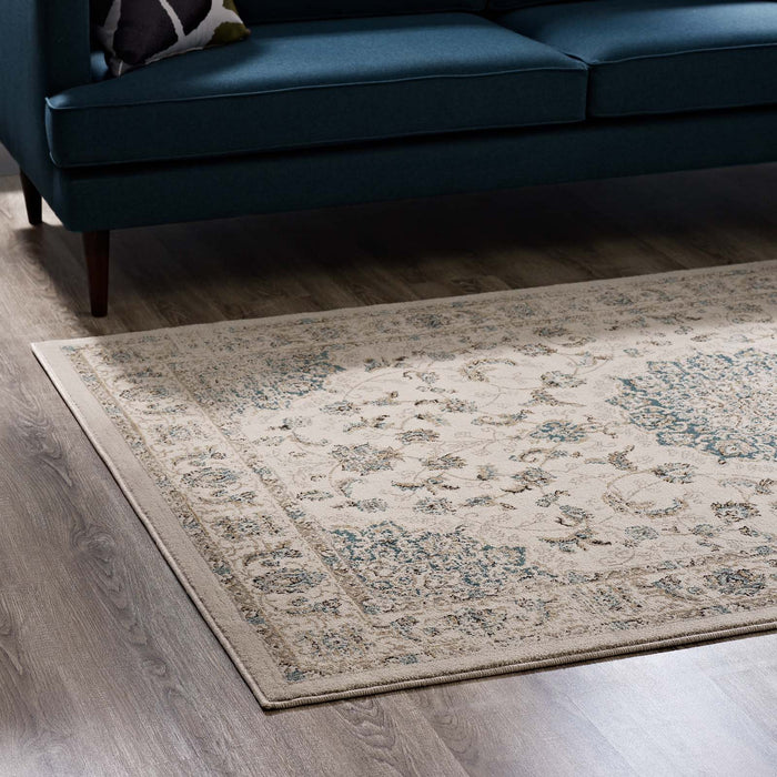 Atara Distressed Vintage Medallion 5x8 Area Rug