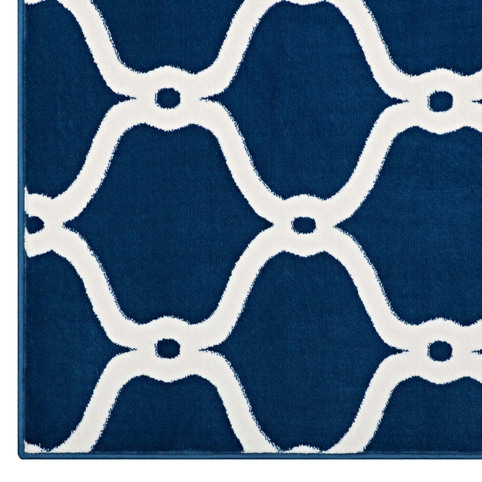 Beltara Chain Link Transitional Trellis 5x8 Area Rug