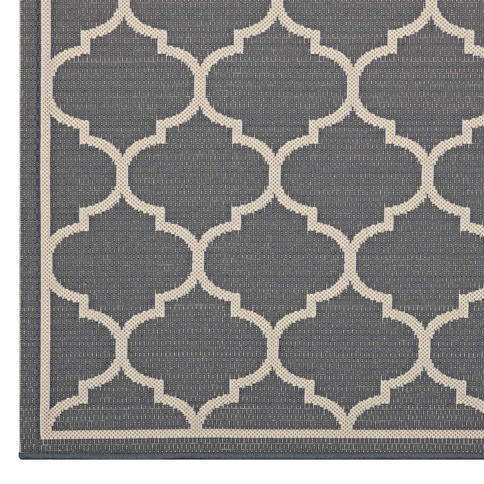 Avena Moroccan Quatrefoil Trellis 5x8 Indoor and Outdoor Area Rug