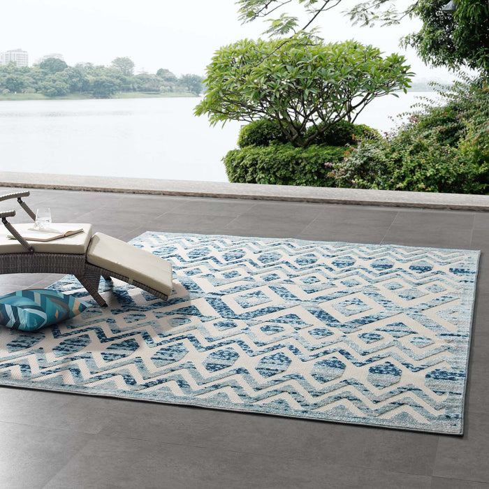 Reflect Tamako Diamond and Chevron Moroccan Trellis 8x10 Indoor / Outdoor Area Rug