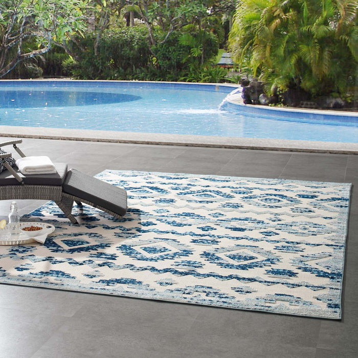 Reflect Takara Abstract Diamond Moroccan Trellis 8x10 Indoor and Outdoor Area Rug