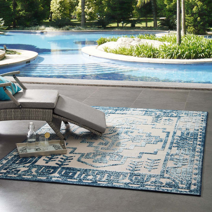 Reflect Nyssa Distressed Geometric Southwestern Aztec 5x8 Indoor/Outdoor Area Rug